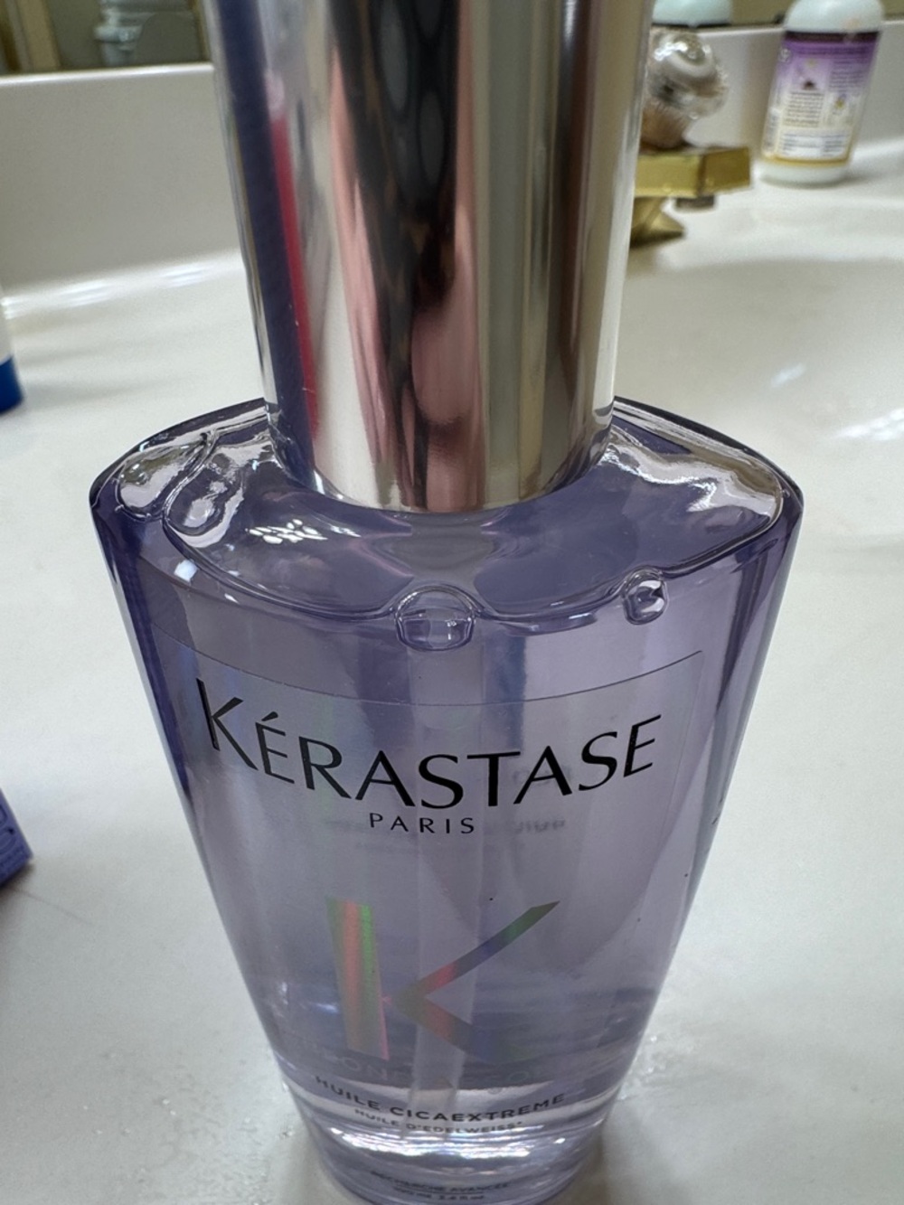 Kerastase Blond Absolu Hair Oil - Shimmery Purple Packaging - Picture 5 of 5